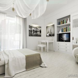 Sea side King Suite